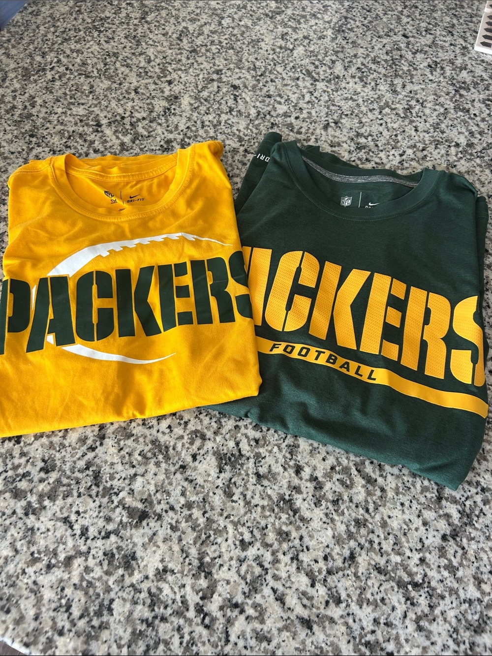 NFL Mens Green and Gold Packers Dri Fit Graphic Tees - 2 Pack